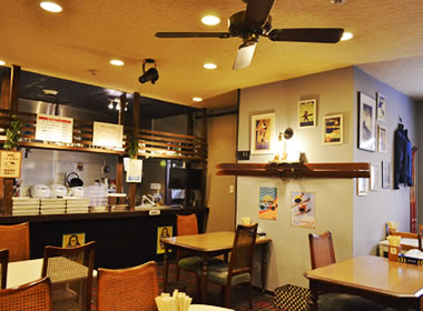 どこか懐かしい、昭和レトロな雰囲気のお店